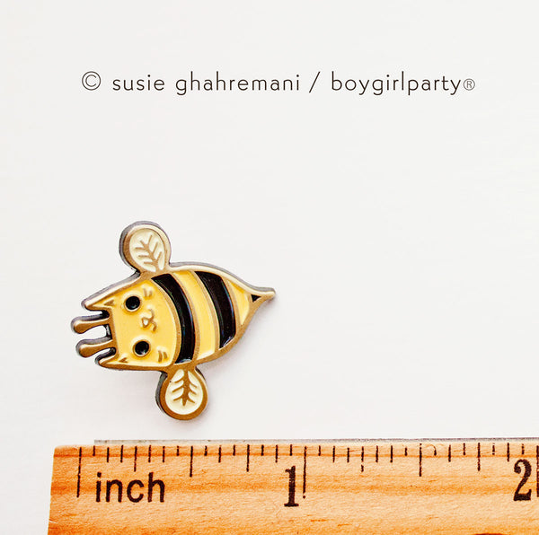 Cat Bee Enamel Pin Bee Cat Pin Kawaii Cute Enamel Pin By Boygirlpa